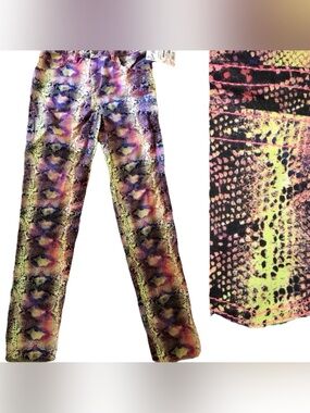 Disney D-Signed LIV & MADDIE NWT Snakeskin Print GIRLS JEANS Size XL NWT